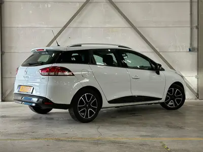 Renault Clio - Thumbnail 4