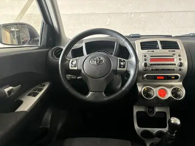 Toyota Urban Cruiser - Thumbnail 15