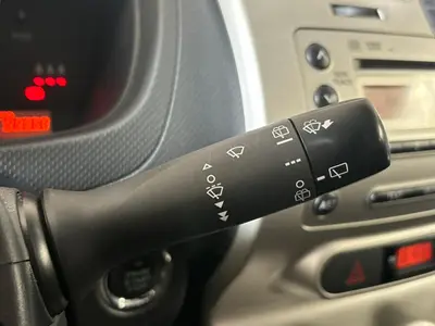 Toyota Urban Cruiser - Thumbnail 21