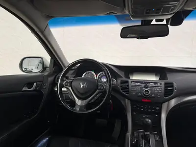 Honda Accord - Thumbnail 15