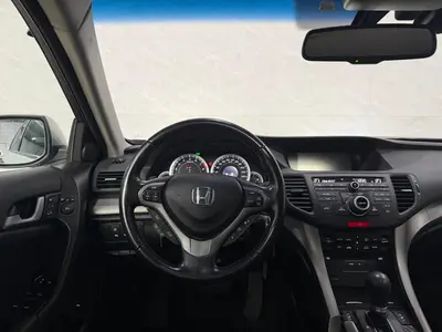 Honda Accord - Thumbnail 16