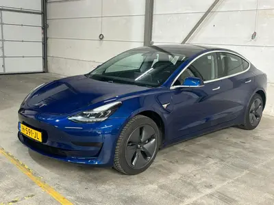 Tesla Model 3 - Thumbnail 20