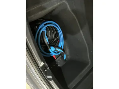 Tesla Model 3 - Thumbnail 24