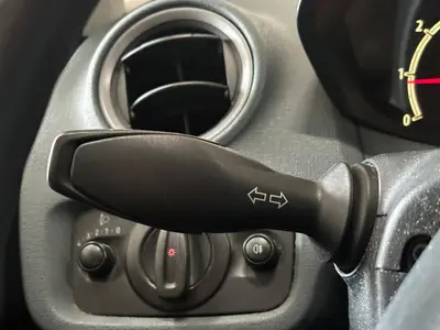 Ford Fiesta - Thumbnail 15