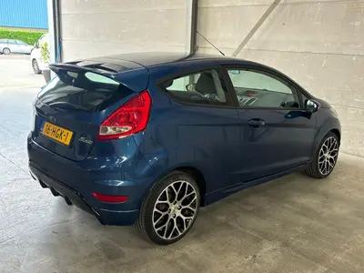 Ford Fiesta - Thumbnail 25