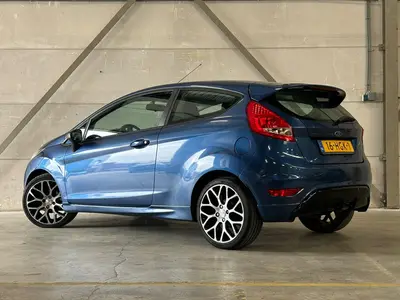 Ford Fiesta - Thumbnail 4