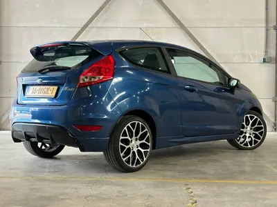 Ford Fiesta - Thumbnail 5