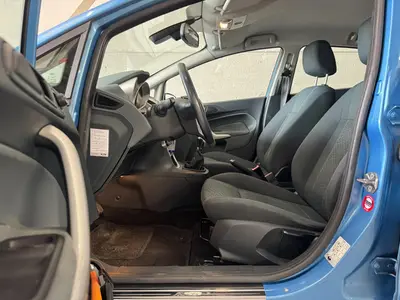 Ford Fiesta - Thumbnail 11