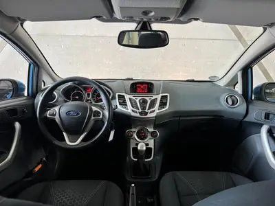 Ford Fiesta - Thumbnail 12