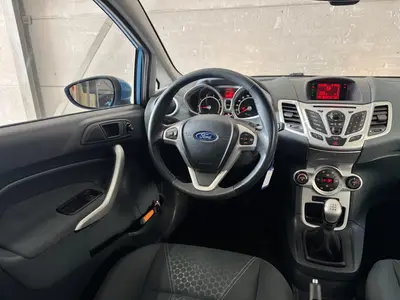 Ford Fiesta - Thumbnail 14