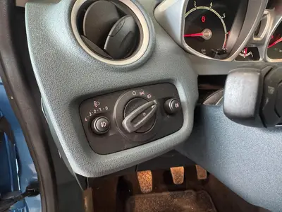 Ford Fiesta - Thumbnail 26