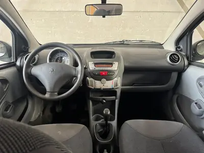 Peugeot 107 - Thumbnail 12