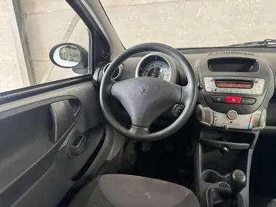 Peugeot 107 - Thumbnail 14