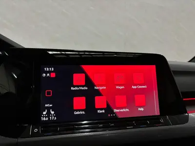 Volkswagen Golf - Thumbnail 19