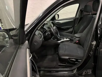 BMW X1 - Thumbnail 10