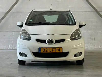 Toyota Aygo - Thumbnail 6