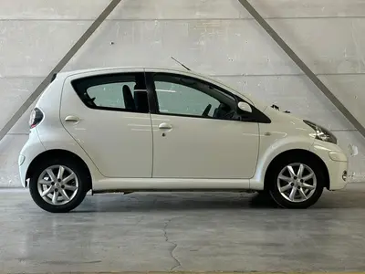 Toyota Aygo - Thumbnail 8