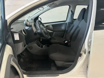 Toyota Aygo - Thumbnail 10