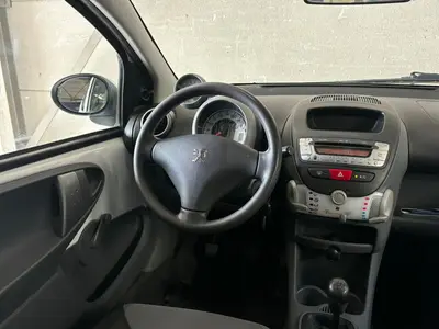 Peugeot 107 - Thumbnail 14