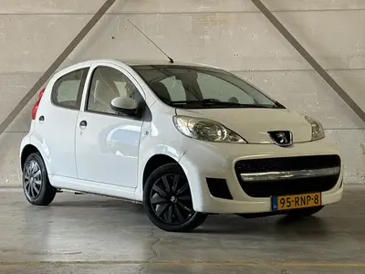 Peugeot 107 - Thumbnail 3