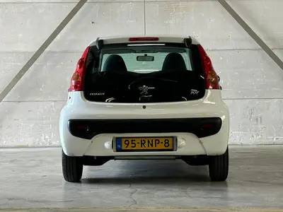 Peugeot 107 - Thumbnail 9