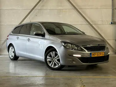 Peugeot 308 - Thumbnail 3