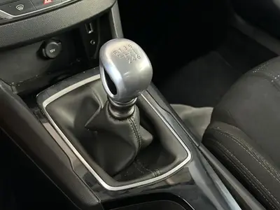 Peugeot 308 - Thumbnail 22