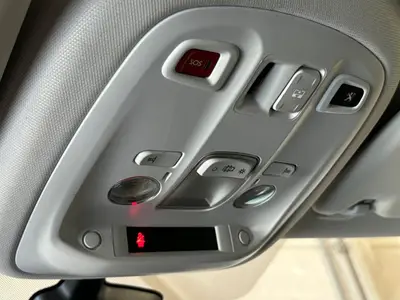 Peugeot 308 - Thumbnail 29