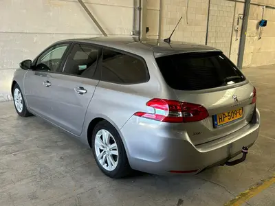 Peugeot 308 - Thumbnail 31