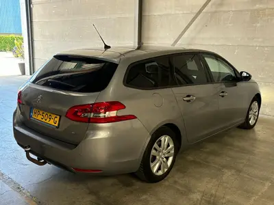 Peugeot 308 - Thumbnail 33