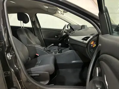 Renault Mégane Estate - Thumbnail 10