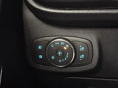 Ford Fiesta - Thumbnail 26