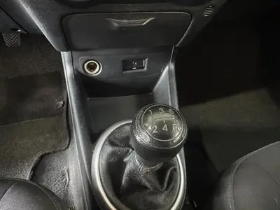 Hyundai i20 - Thumbnail 19