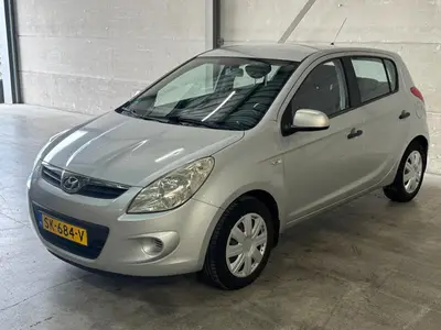 Hyundai i20 - Thumbnail 28