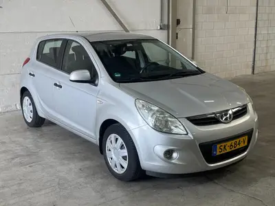 Hyundai i20 - Thumbnail 30