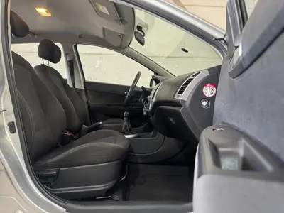 Hyundai i20 - Thumbnail 10