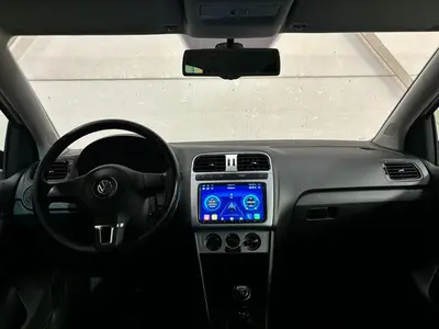 Volkswagen Polo - Thumbnail 12