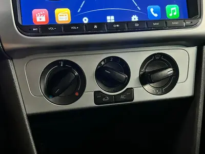 Volkswagen Polo - Thumbnail 18