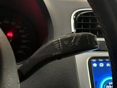 Volkswagen Polo - Thumbnail 20