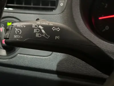 Volkswagen Polo - Thumbnail 21