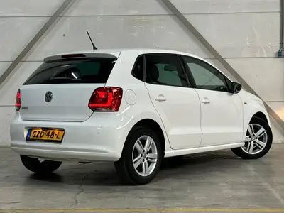 Volkswagen Polo - Thumbnail 4