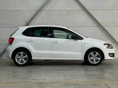 Volkswagen Polo - Thumbnail 8