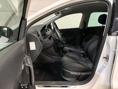Volkswagen Polo - Thumbnail 10
