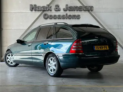 Mercedes-Benz C-Klasse - Thumbnail 3