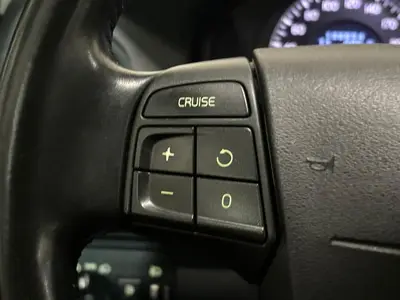 Volvo XC60 - Thumbnail 22