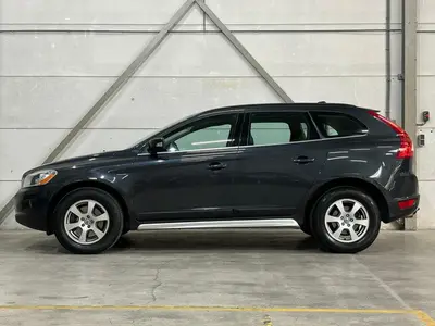 Volvo XC60 - Thumbnail 9
