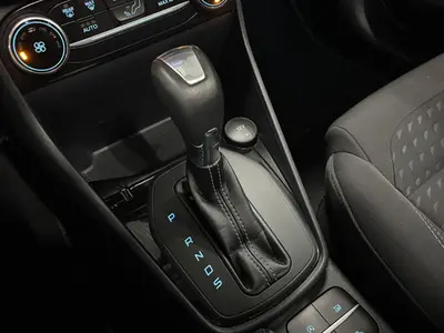 Ford Fiesta - Thumbnail 21