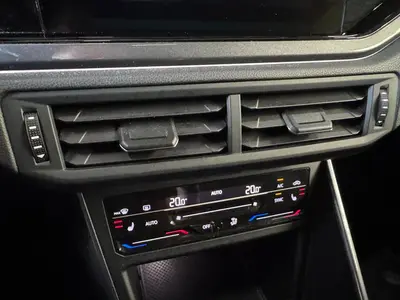 Volkswagen Polo - Thumbnail 19