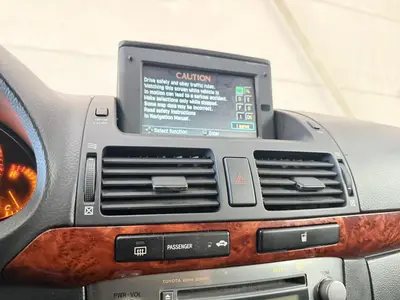 Toyota Avensis wagon - Thumbnail 17