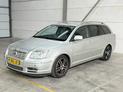 Toyota Avensis wagon - Thumbnail 29